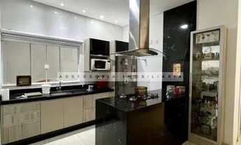 Imagem 6: Casa Térrea com 3 suitesno Condomínio do Lago - Goiânia - GO