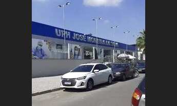 Imagem: Duas casas com loja