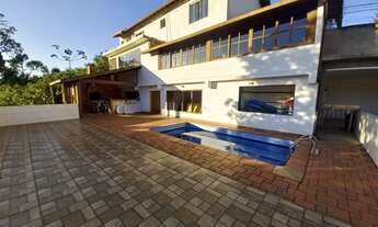 Imagem 3: CASA ESPETACULAR JUNTO AO CENTRO DE TERESÓPOLIS - RJ