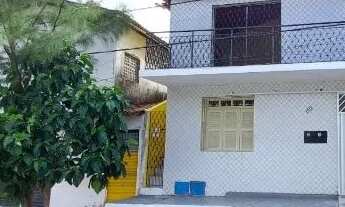 Imagem: Casa com apartamento em Itapipoca com ótima