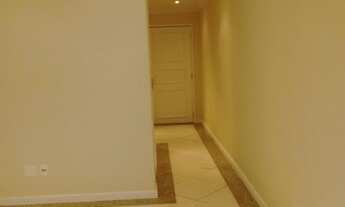 Imagem 2: Kitnet/conjugado com 1 banheiro e 1 lavabo em prédio com fins comercial e residencial em C