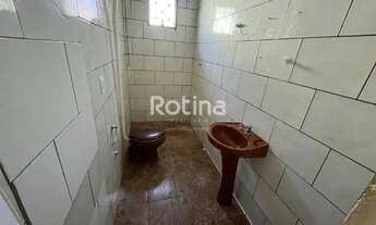 Imagem 6: Casa para alugar, 2 quartos, 1 suíte, Jardim das Palmeiras - Uberlândia/MG - R$ 700,00