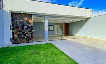 Imagem: Linda casa 3 suites, sozinha no lote, acabamento