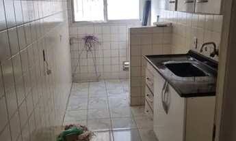 Imagem 6: Apartamento com Armários na Cozinha - 2 Dormitórios - Cidade São Jorge - Santo André