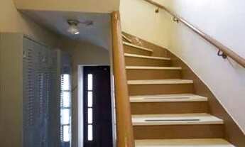 Imagem 2: Oportunidade ... 2 Dorm com Sacada e Sótão ao lado do Zaffari