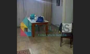 Imagem 3: TIJUCA!!! JUNTO À PRAÇA SAENZ PENA!! CASA COM 5 QUARTOS (3 SUÍTES), PISCINA, VARANDA E 3