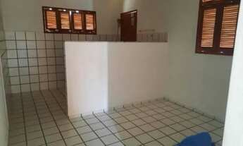 Imagem: )Casa para venda com 100 metros quadrados