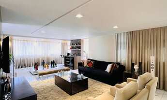 Imagem 6: Apartamento para venda possui 239 metros quadrados com 4 quartos