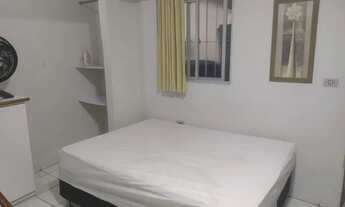 Imagem: Alugo kitnet mobiliado no Cordeiro com energia