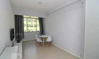 Imagem 2: Apartamento à Venda - Botafogo, 1 Quarto, 43 m2