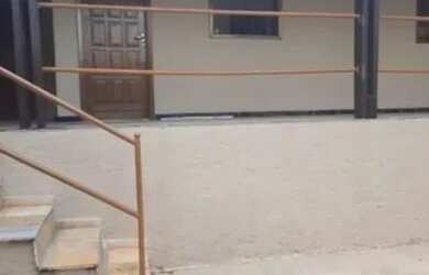 Imagem 2: Alugo casa de 4 quartos no bairro Santa Mônica