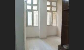 Imagem 2: Kitnet no Tororó, ótima localização