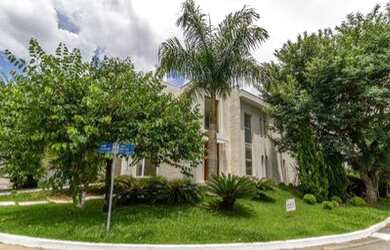 Imagem 3: Casa de condomínio para aluguel e venda tem 497 metros quadrados com 4 quartos