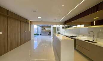 Imagem: Linda Casa com 3/4 sendo 01 Reformada no