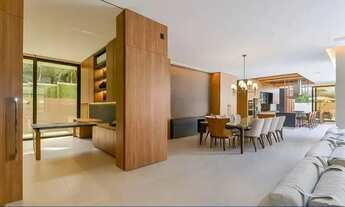 Imagem 5: Santa Felicidade, Casa conceito aberto, 428m², 4 suítes, 4 vagas, opção pra elevador, mode