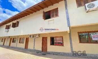 Imagem 2: Casa Condominio em Porto Alegre, no bairro Coronel Aparício Borges, com 2 dormitório(s), e