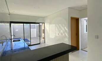 Imagem 4: Casa à venda ou para alugar com 3 quartos, sendo 1 suíte, no condomínio Jardim Residencial