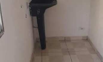 Imagem 6: Aluga 2 cômodos grandes e lavanderia - Metrô Giovanni Gronchi