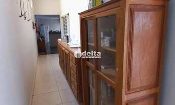 Imagem 15: Casa disponível para venda no bairro Santa Mônica em Uberlândia MG