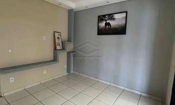 Imagem: CASA COM ÓTIMA LOCALIZAÇÃO E PISCINA