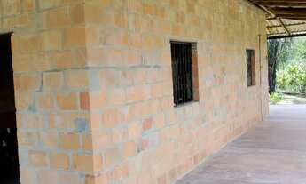 Imagem: Sítio com casa toda avarandada