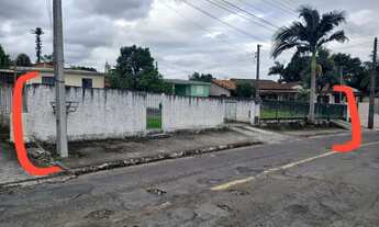 Imagem: Terreno aprox. 700m quadrados com duas casas