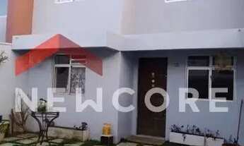 Imagem 2: Sobrado em Rua Angélica Maria Taborda Santos - Boqueirão - Curitiba/PR