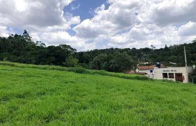 Imagem 3: Excelente Terreno em São Roque: Potencial para Chácara ou Empreendimento Turístico!Rota do