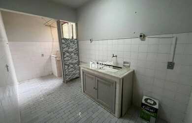 Imagem 7: Apartamento com 2 dormitórios à venda, 70 m² por R$ 270.000,00 - Olaria - Nova Friburgo/RJ