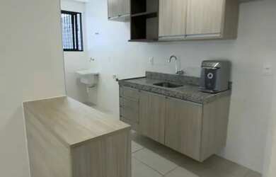 Imagem 7: 03 quartos sendo um suíte, com móveis fixos, na Jatiúca