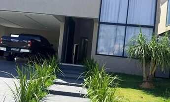 Imagem: Casa à venda no bairro Residencial Condomínio