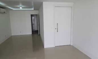 Imagem 3: Apartamento amplo linear, 4 quartos, 4 suítes, varanda gourmet, 3 vagas cobertas - Cidade