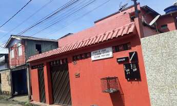 Imagem: Duas casas a venda