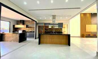 Imagem 5: OPORTUNIDADE! Casa térrea 4 suítes, terreno 538m² final de rua. Estuda Permuta!