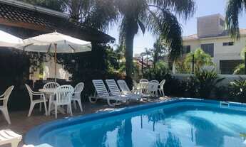 Imagem 4: Aluguel de temporada casa com piscina e mesa de sinuca Jurerê