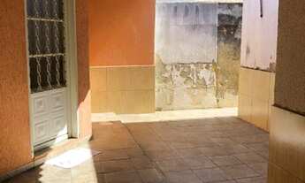 Imagem 2: Casa de fundo 2 quartos com garagem