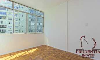 Imagem 2: Apartamento à venda em Copacabana com 105 m², 3 quartos, 1 suíte, 1 vaga