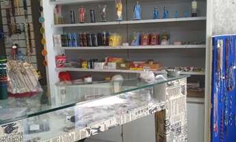 Imagem 3: Loja de artigos religiosos e místicos, na ponte do imaruim