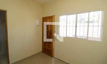 Imagem 4: Apartamento para Aluguel - Jardim Santa Teresinha, 2 Quartos, 30 m2
