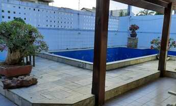 Imagem 3: CASA TÉRREA INDIVIDUAL,5 SUÍTES,EDICULA,PISCINA PRIVATIVA,EM VILAS DO ALTÂNTICO,LAURO DE F