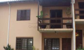 Imagem 2: Venda Casa Sobrado - Jd. Califórnia - Resid. Ernanys Village - Jacareí - 3 Dormitórios - 1