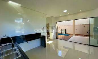 Imagem 6: Casa térrea de 3 suítes plenas e uma com closet e 4 vagas de garagem à venda, Jardins Bolo