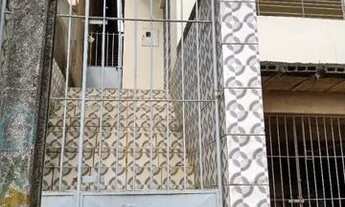 Imagem 6: Casa grande, bem arejada, garagem sub-solo