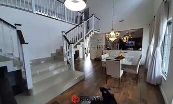 Imagem 3: ALUGUEL ANUAL 3 SUÍTES 2 VAGAS COND FECHADO BC