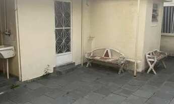 Imagem 3: Casa de fundos Casa com 3 dormitórios