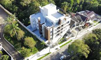 Imagem 2: Duplex para venda possui 160 metros quadrados com 3 quartos em Uberaba - Curitiba - PR