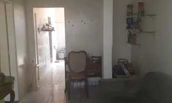 Imagem 3: CASA CORDOVIL AO LADO DA IGREJA NOSSA SENHORA DA GLÓRIA