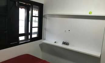 Imagem 3: Divido Ap $750 fora luz centro de penha