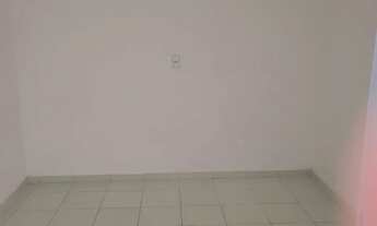 Imagem 7: 3/4 nascente, primeiro andar de escada