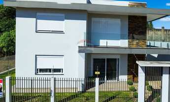 Imagem 4: Casa Ampla e Moderna com Duas Moradias Bairro Cerâmica, Erechim